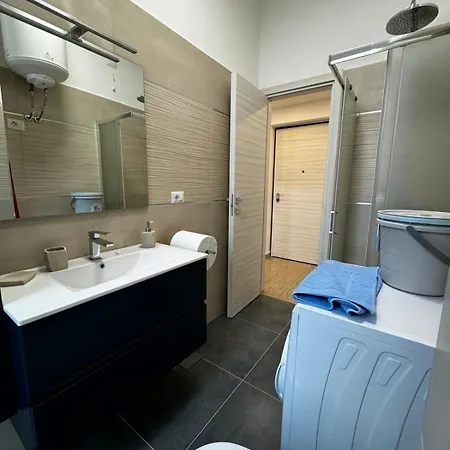 Kibilù - Via Serlio Porta Romana - Mm Brenta