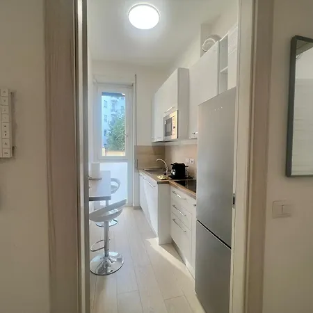 Kibilù - Via Serlio Porta Romana - Mm Brenta *