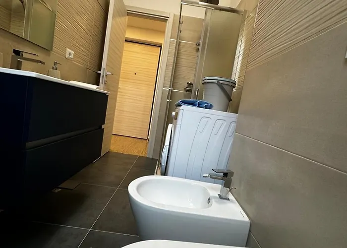 Kibilu - Via Serlio Porta Romana - Mm Brenta Apartamento