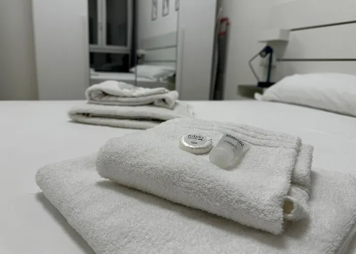 Kibilu - Via Serlio Porta Romana - Mm Brenta Apartamento